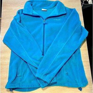 Blue Columbia Zip up in great condition